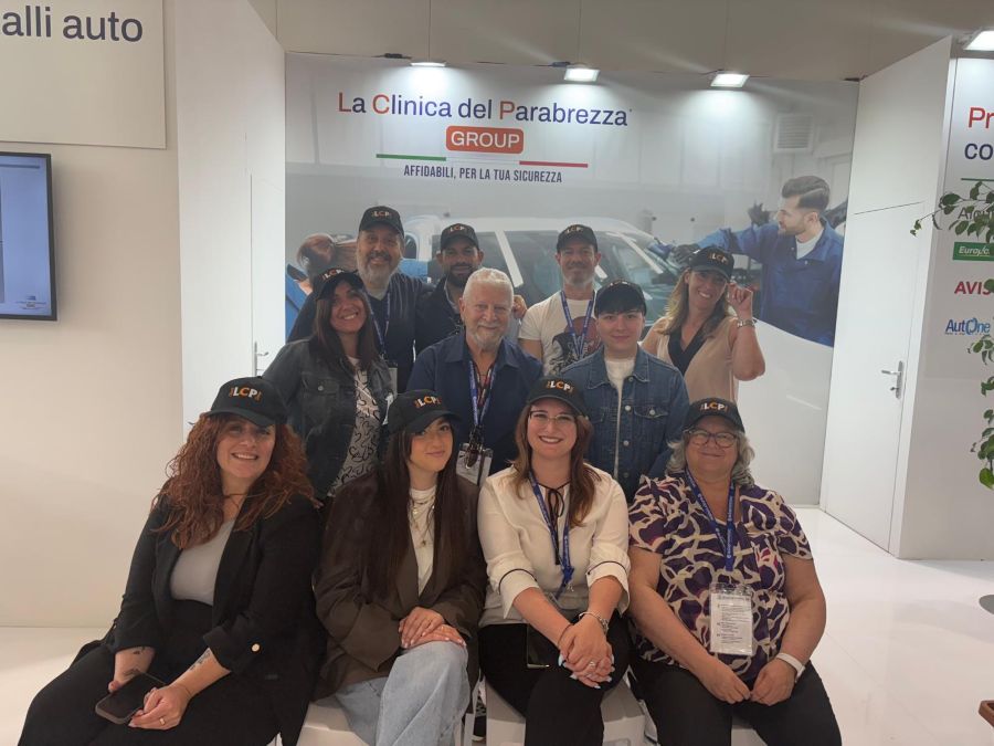 il team de La Clinica del Parabrezza Group